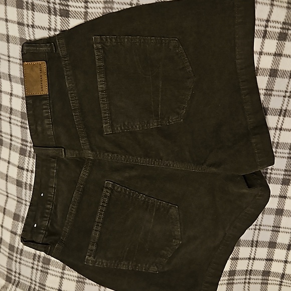 American Eagle Corduroy Mom Skort. - Picture 4 of 8